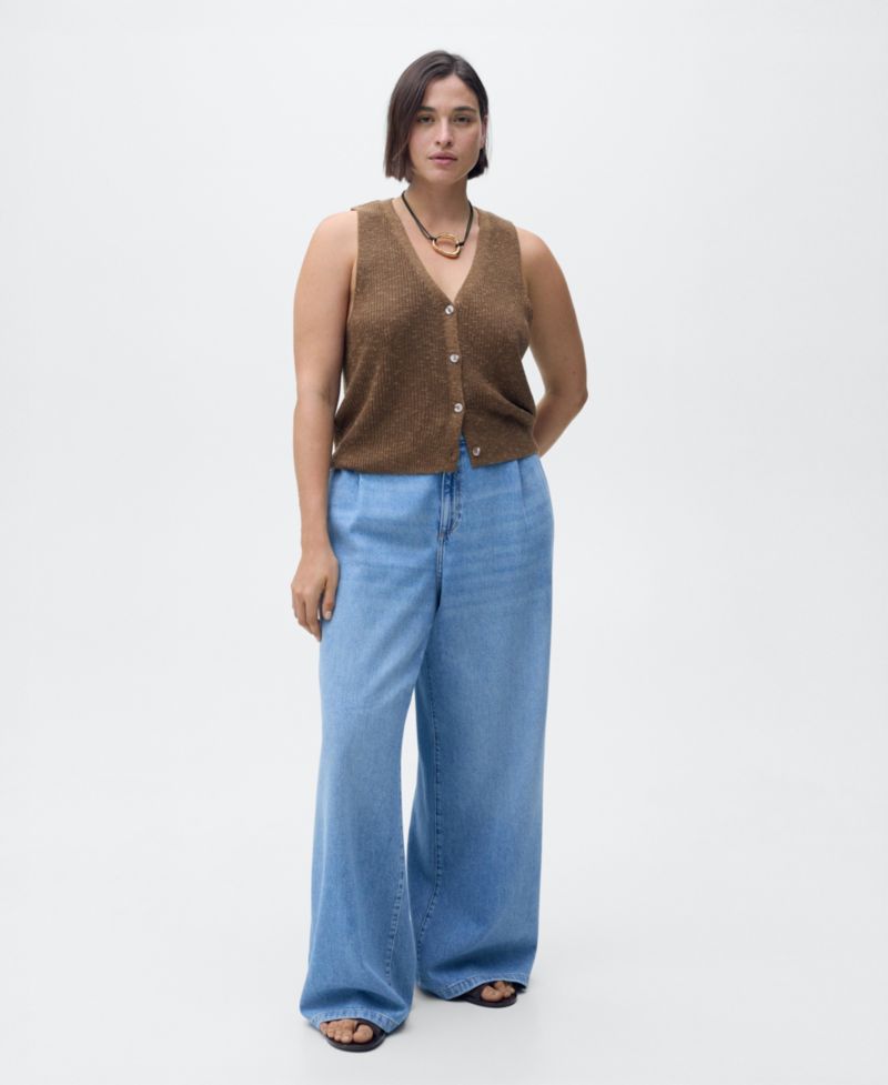 Women's Wide Leg Pleated Jeans