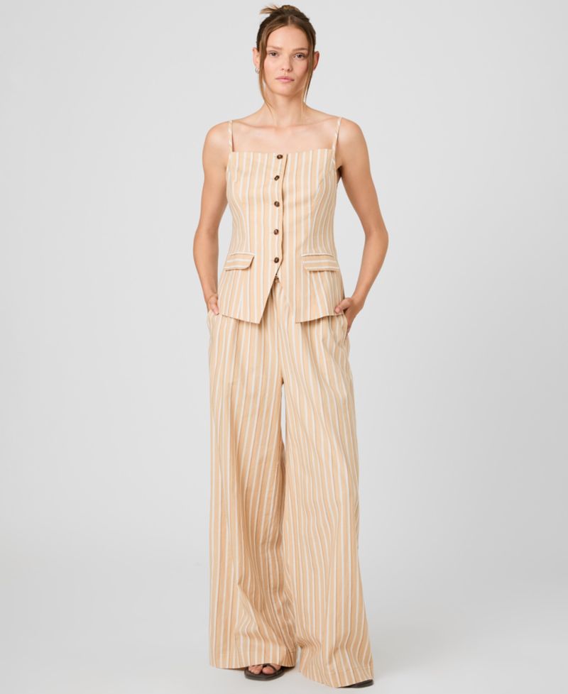 Women's Sleeveless Tailored Top