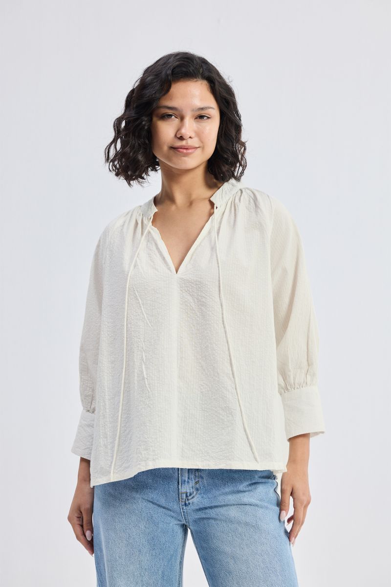 Women's Relaxed Fit Top with Front-tie in Cream