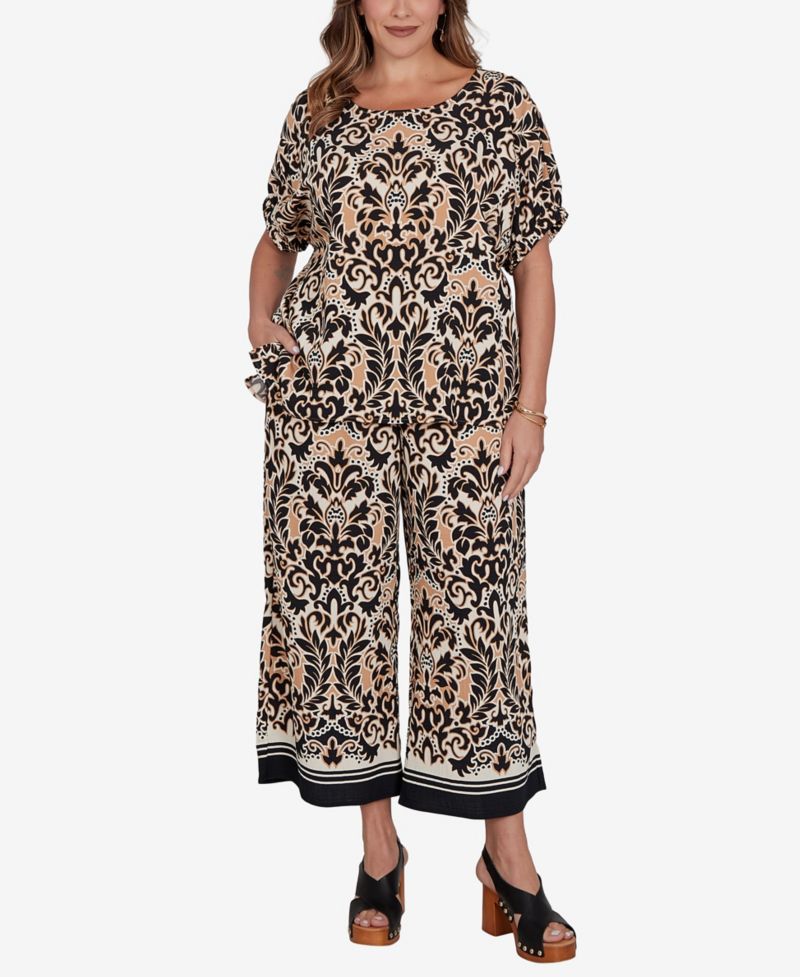 Plus Size Damask Textured T-Shirt