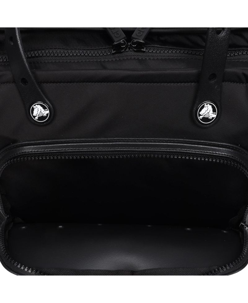 Large Tote with Pockets