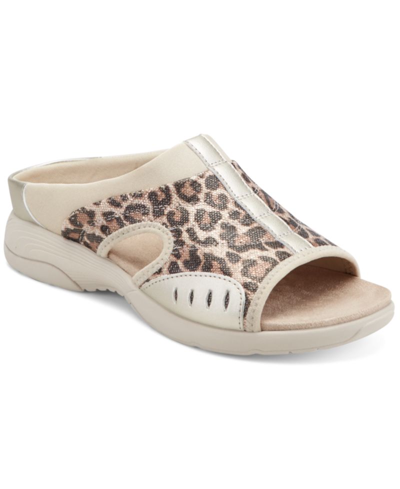 Women's Traciee Lightweight Flat Easy-On Sandals