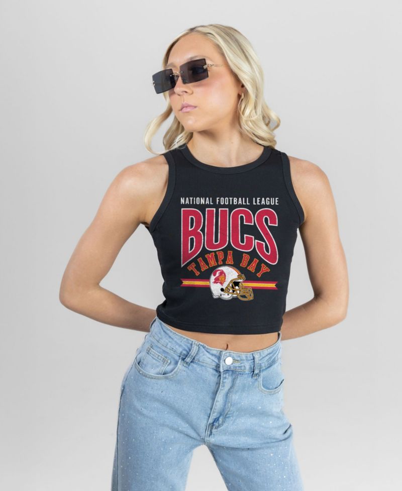 Women's Tampa Bay Buccaneers Mic Drop Ribbed Scoop Neck Crop Tank Top