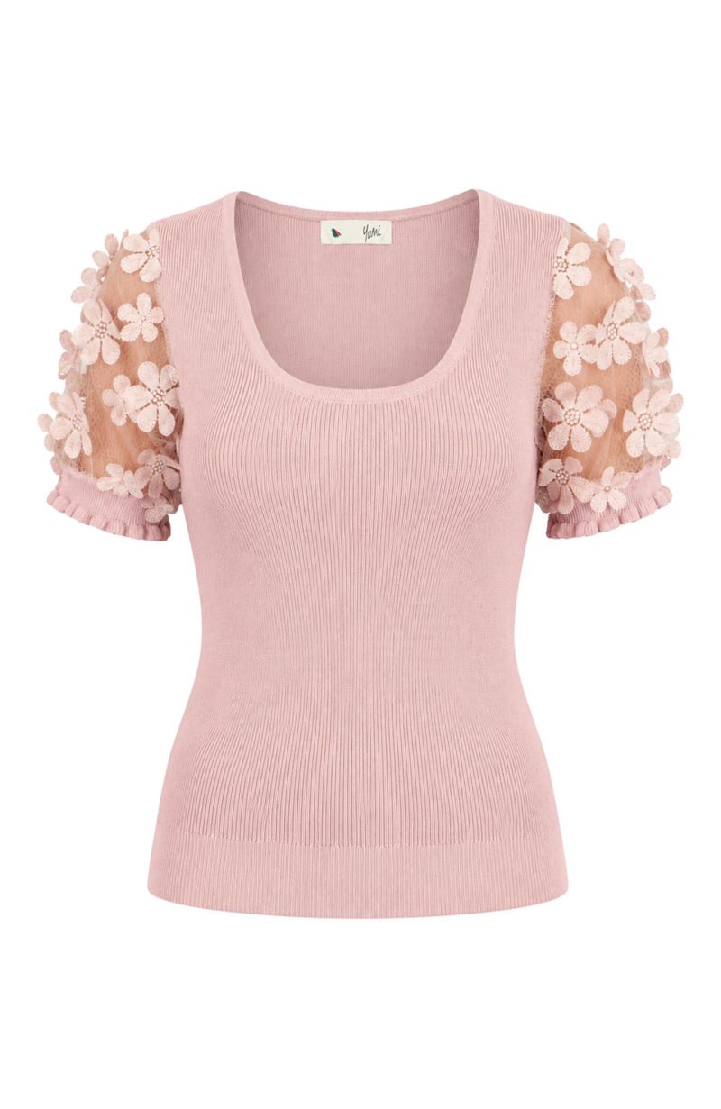Women's Floral Applique Knitted Top