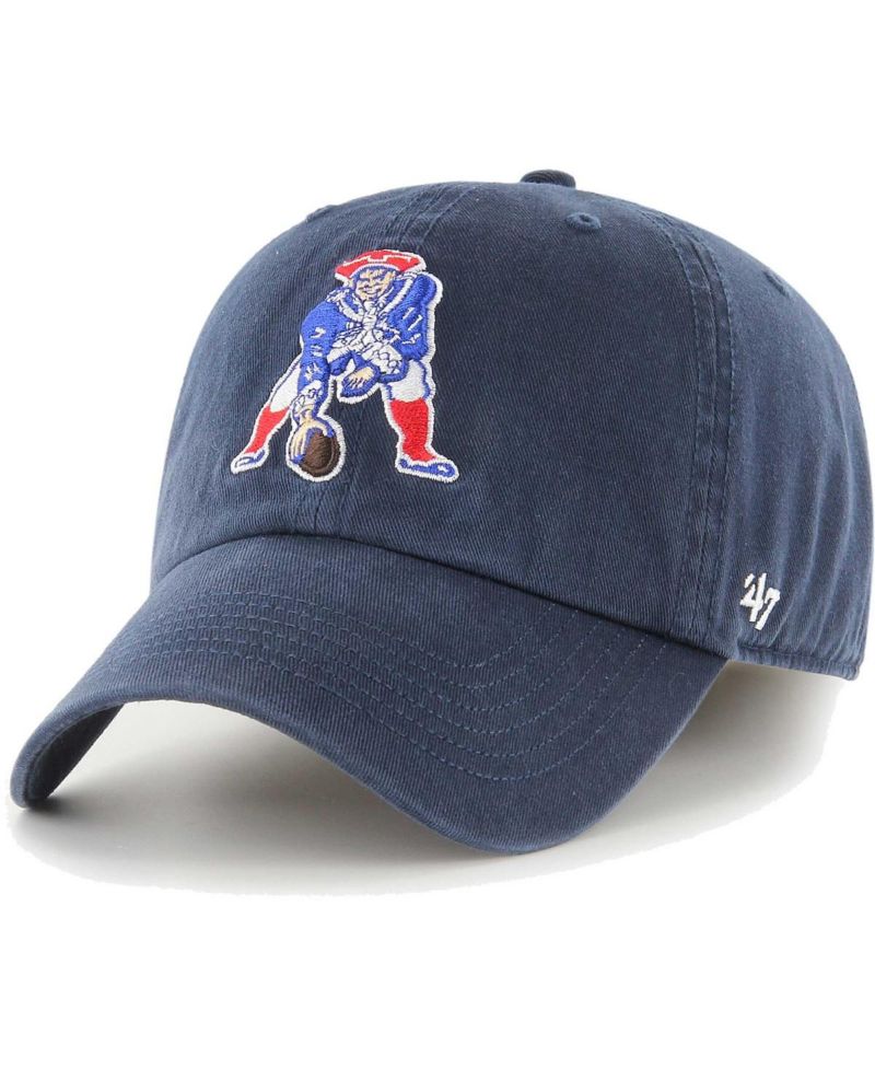 Men's Navy Distressed New England Patriots Gridiron Classics Franchise Legacy Fitted Hat
