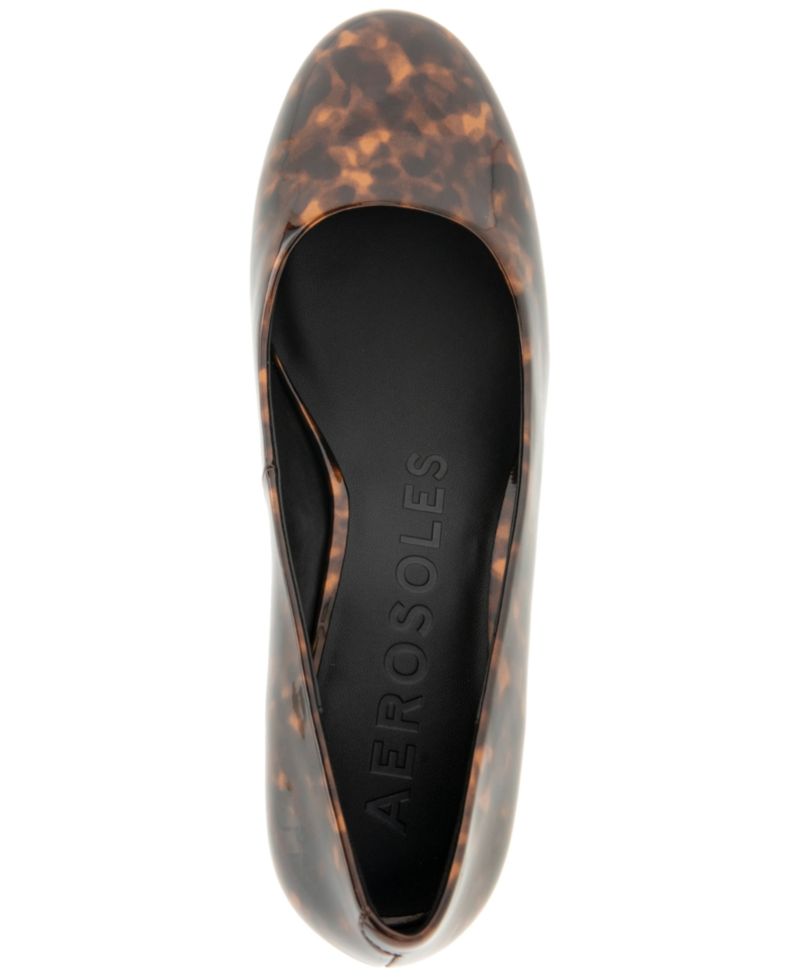 Women's Ebel Round Toe Dress Pumps