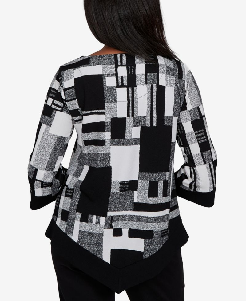 Petite 3/4-Sleeve Asymmetric-Hem Tunic