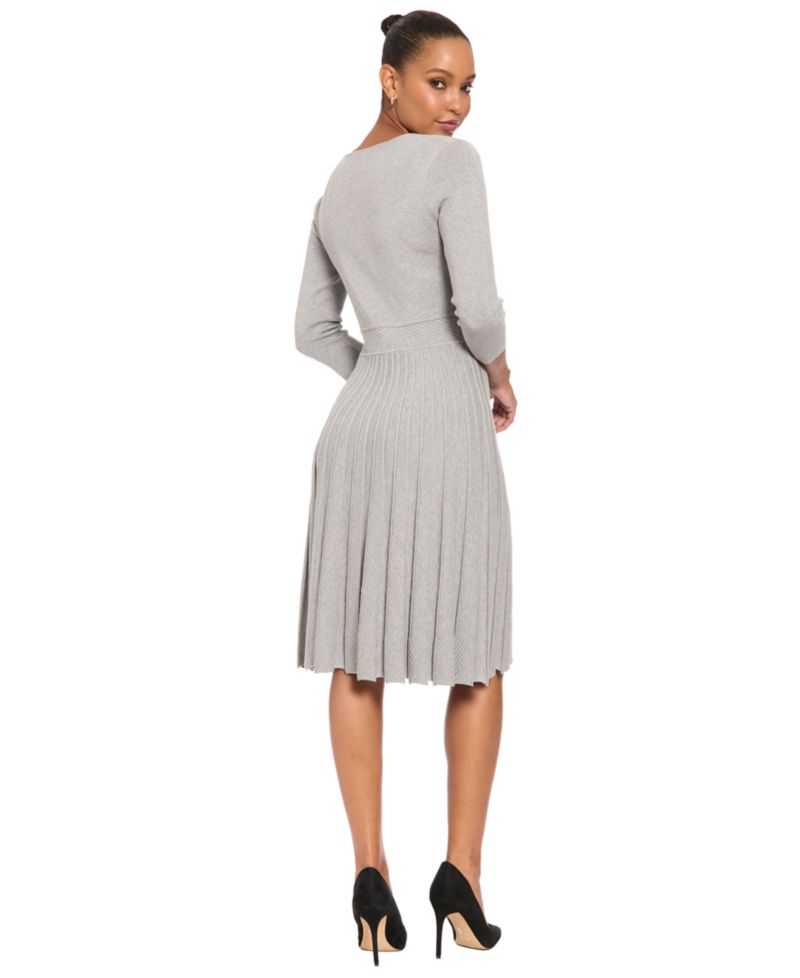 Women's Fit & Flare Crewneck 3/4 Sleeve Sweater Dress