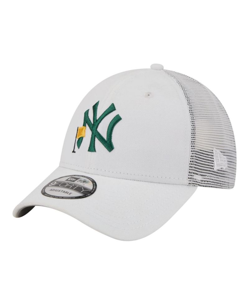 Men's White New York Yankees Flag 9FORTY Trucker Adjustable Hat
