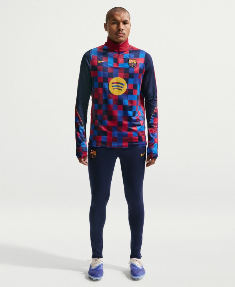 Men's Red Barcelona 2026/27 Strike Drill Quarter-Zip Long Sleeve Jersey