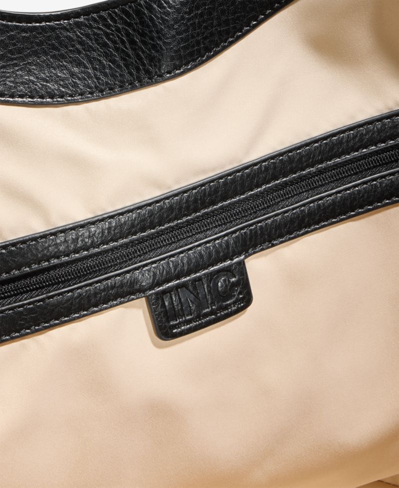 Gihsell Croco-Embossed Tote Bag