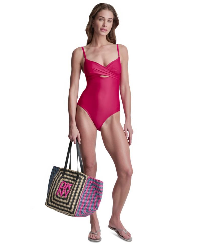 Women's Keyhole Twist Tummy Control One-Piece Swimsuit