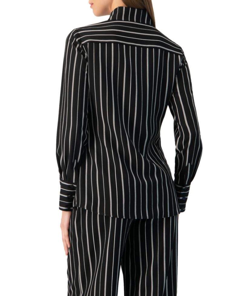 Women's Pinstripe Fitted Long-Sleeve Button-Front Shirt
