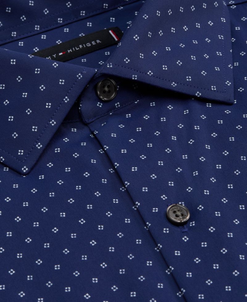 Men's Performance Stretch Spread Collar Dress Shirt