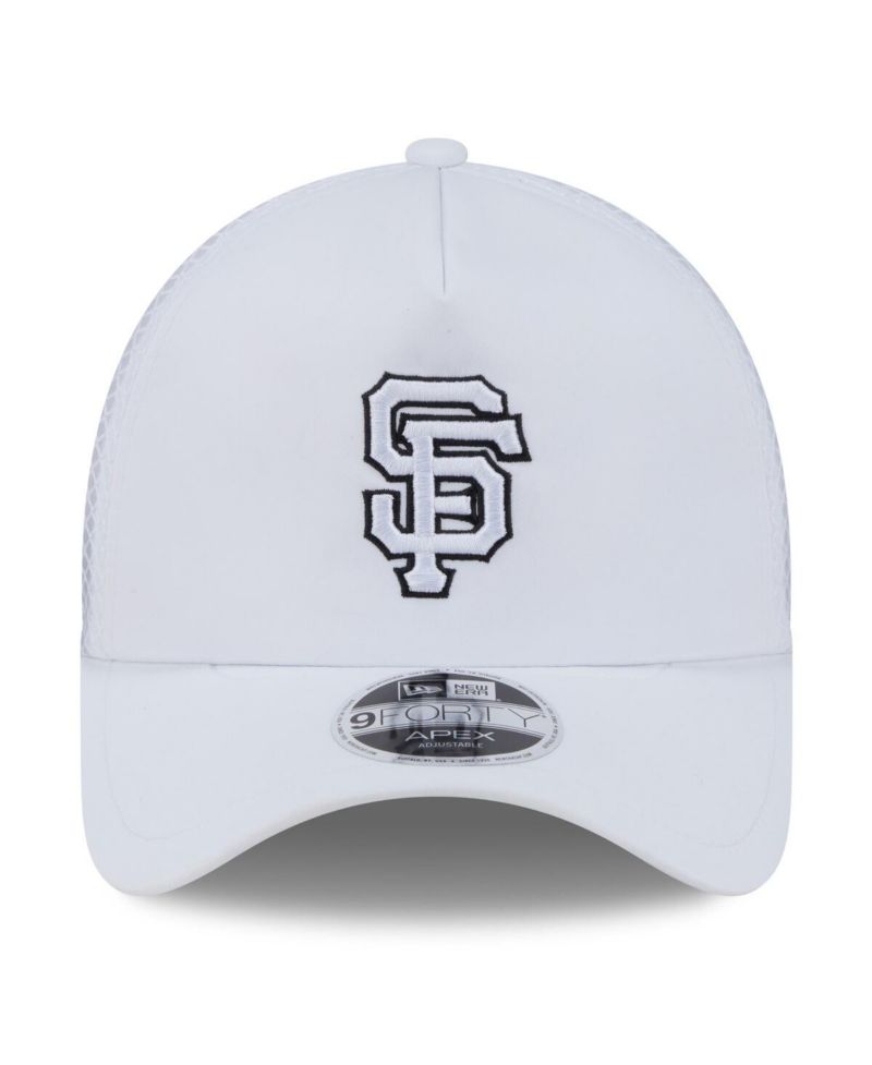 Men's White San Francisco Giants 2026 Batting Practice Apex 9FORTY Adjustable Trucker Hat