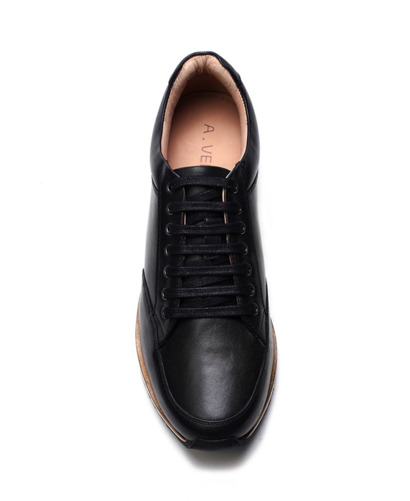 Men's Brooklyn Leather Round-Toe Sneakers