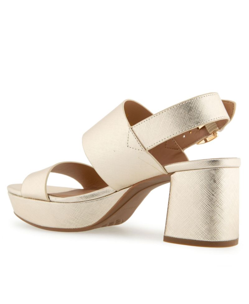 Women's Camilia Round Toe Platform Sandals