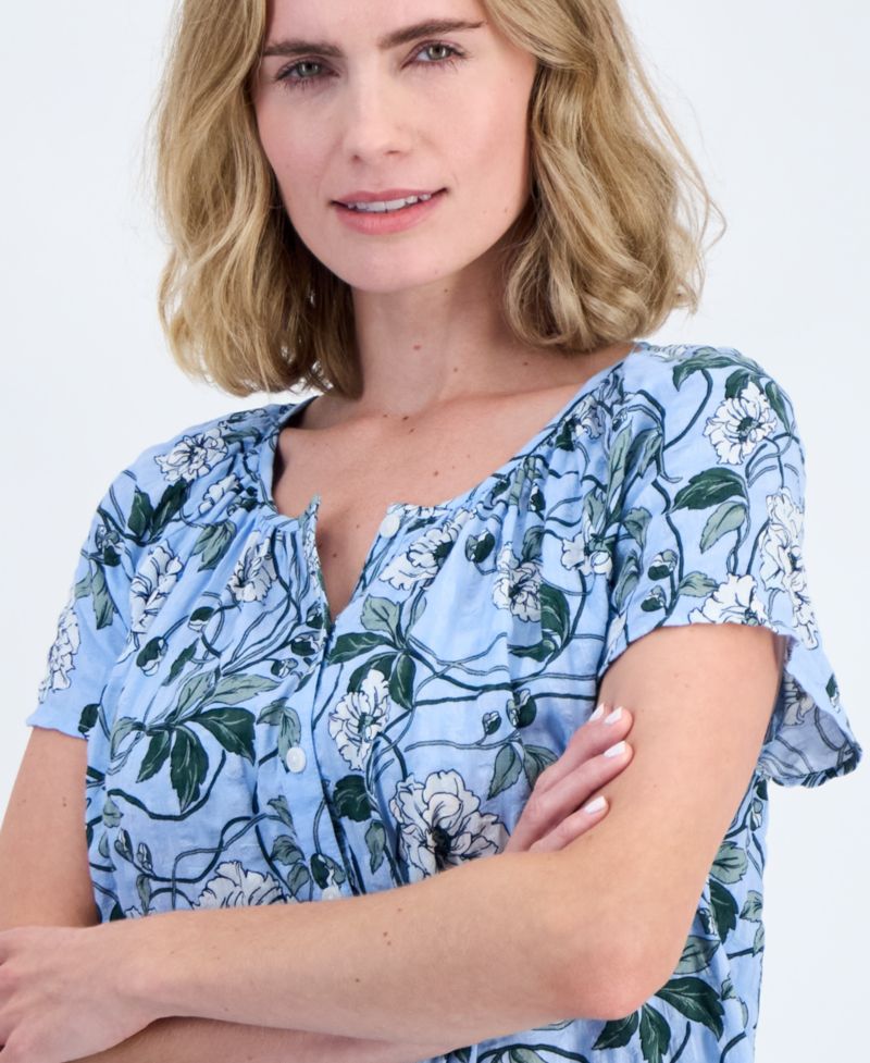 Petite Floral Seersucker Short-Flutter-Sleeve Blouse