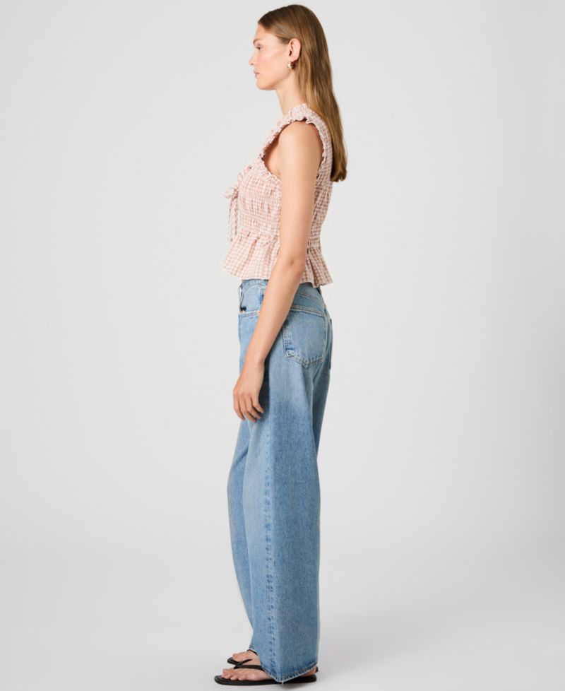 Women's Sleeveless V-Neck Top