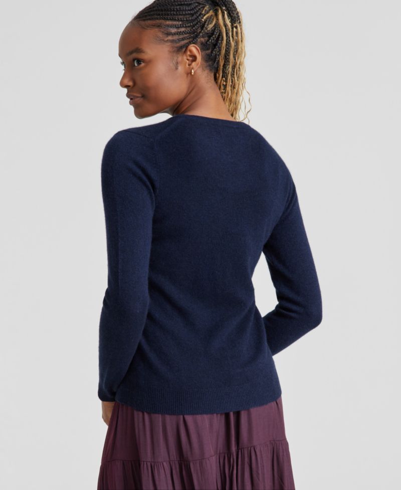 100% Cashmere Women's Petite Long-Sleeve Crewneck Sweater