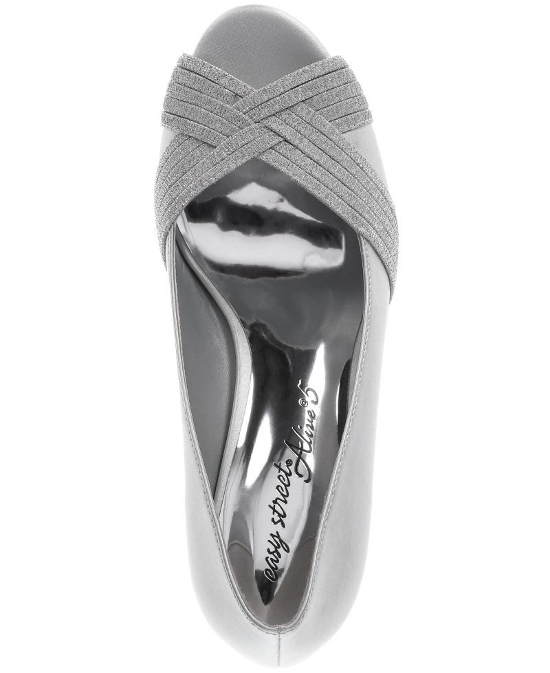 Women's Lavish Platform Pumps