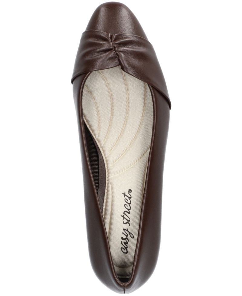 Lyanna Women's Block Heel Pumps