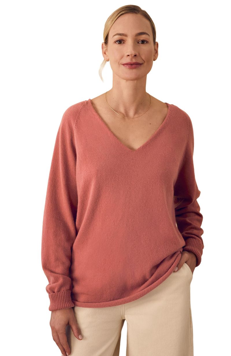 Women's Celtic and Co. British Geelong Relaxed V-Neck Sweater