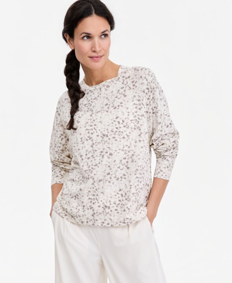 Women's Soft Paw Printed Relaxed-Fit Cotton-Blend Crewneck Long-Sleeve Tee